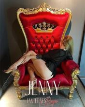 Jenny blonde avec un 36DD réconfortant xx